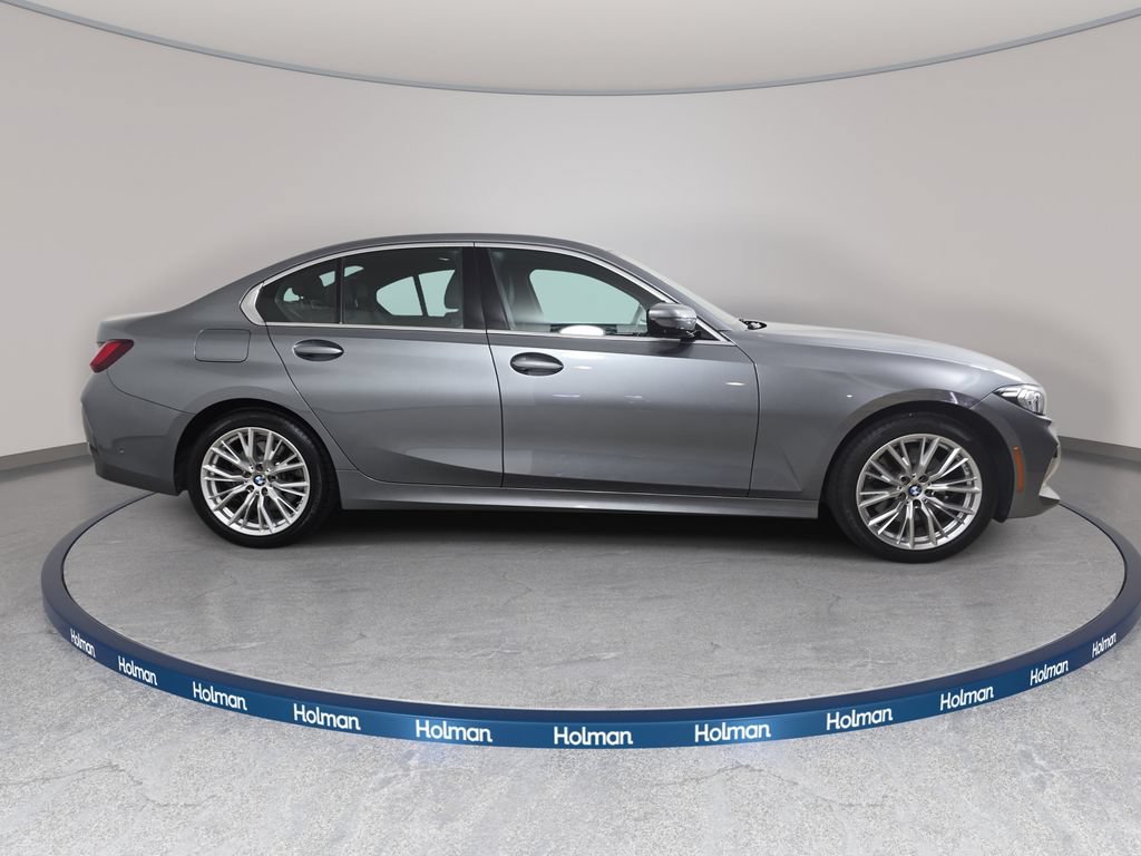 Used 2024 BMW 330i xDrive Sedan w/ Premium Package AWD/4WD image 5