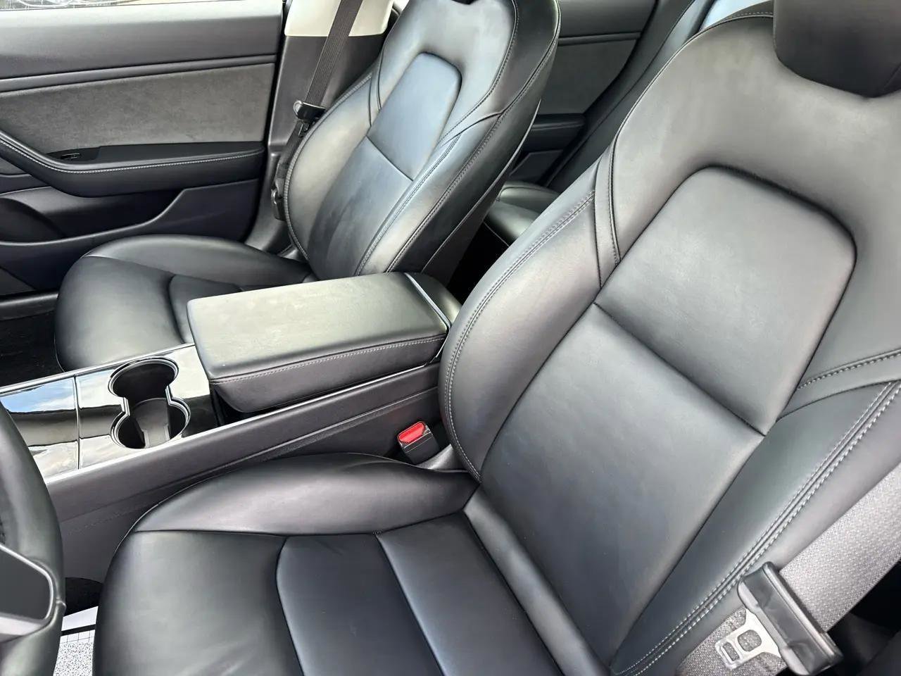 Used 2019 Tesla Model 3 Long Range image 16