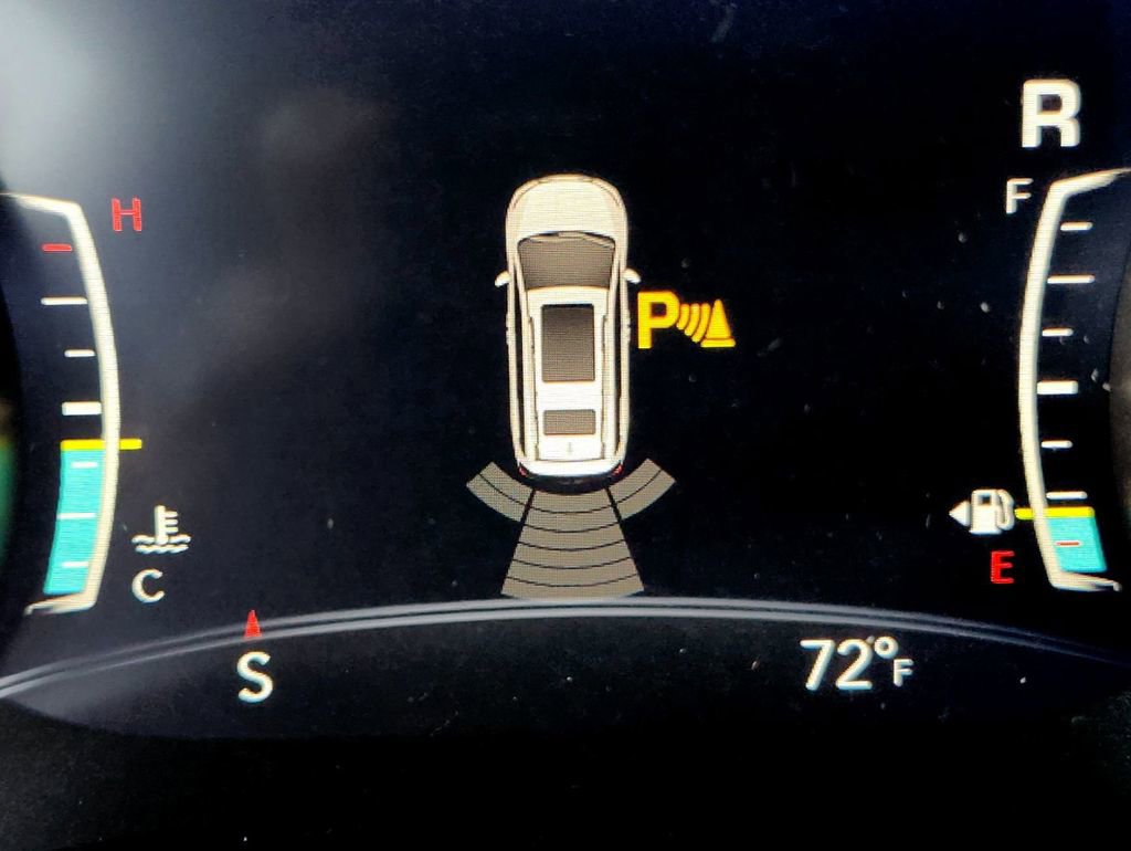 New 2026 Chrysler Pacifica Limited w/ Uconnect Theater Family Group image 24