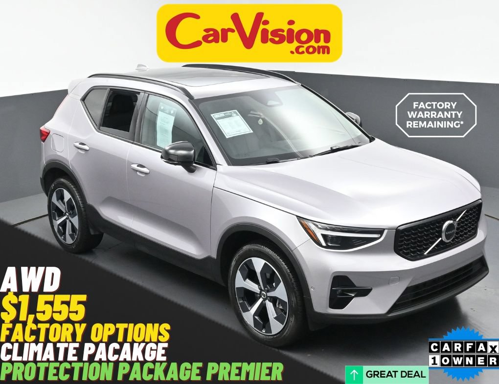 Used 2026 Volvo XC40 B5 Plus AWD/4WD image 1
