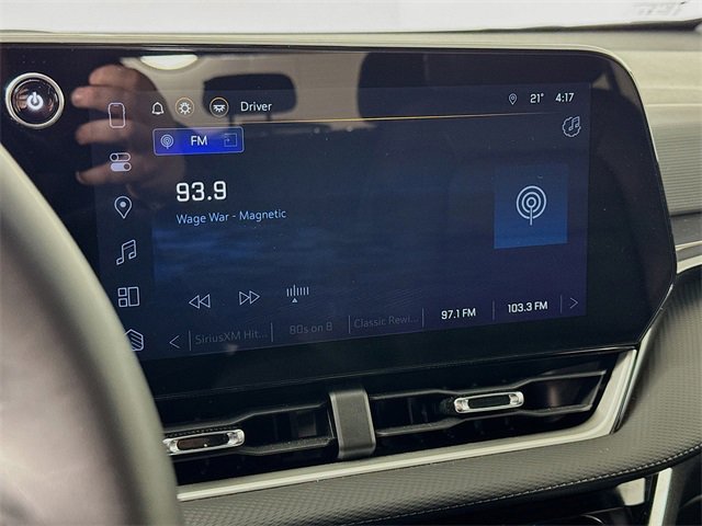 Used 2025 Chevrolet Equinox LT w/ Convenience Package II image 14