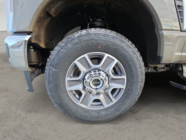 New 2026 Ford F350 Lariat w/ FX4 Off-Road Package image 14