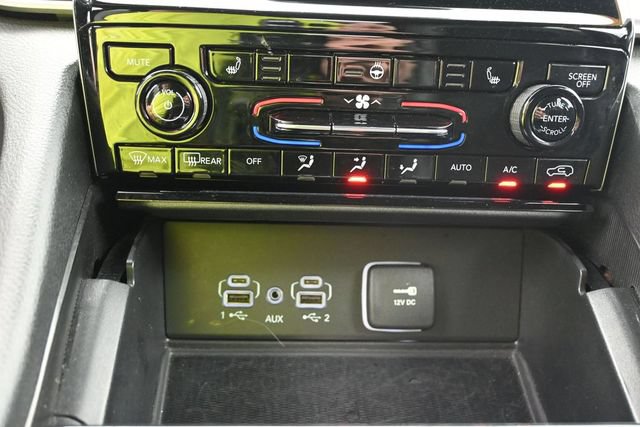 Used 2025 Jeep Grand Cherokee Altitude AWD/4WD image 23