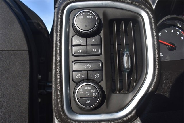 Used 2020 Chevrolet Silverado 1500 LT w/ All-Star Edition image 21