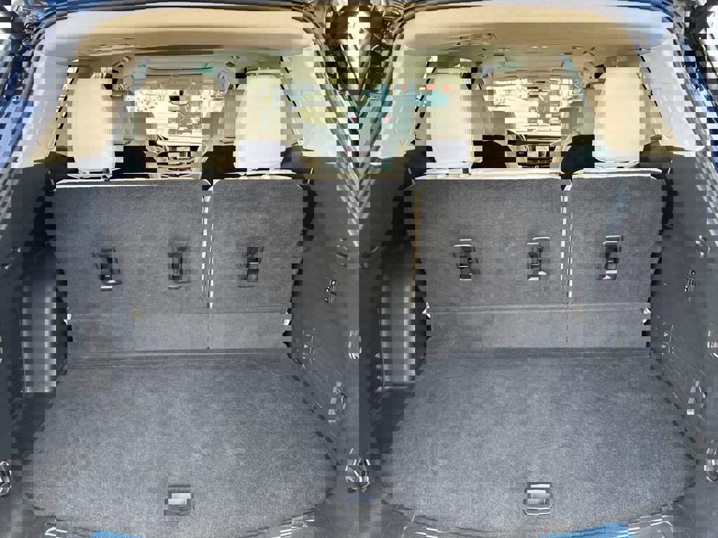 Used 2024 Buick Enclave Avenir image 39