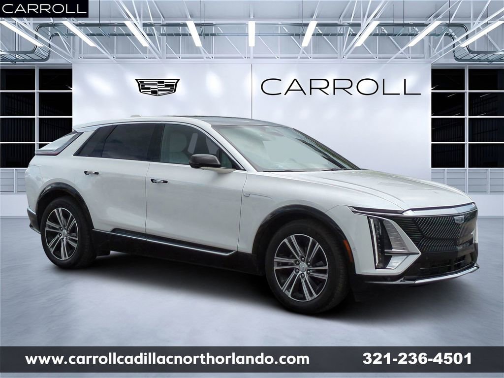 Used 2024 Cadillac Lyriq Luxury AWD/4WD image 1