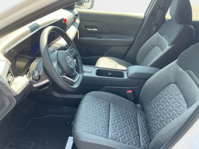 New 2026 Nissan Kicks SV w/ Cold Weather Package AWD/4WD image 11