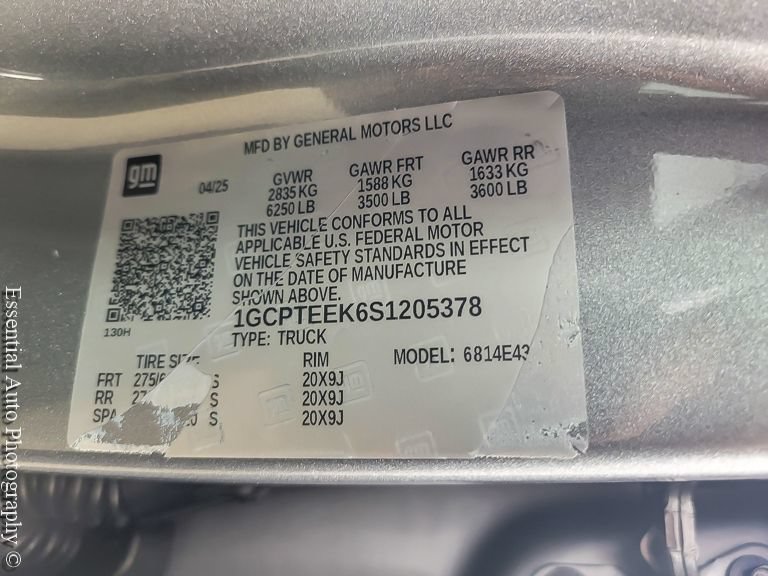 Used 2025 Chevrolet Colorado Trail Boss AWD/4WD image 24