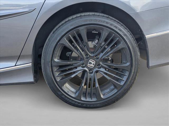 Used 2018 Honda Accord EX-L image 9
