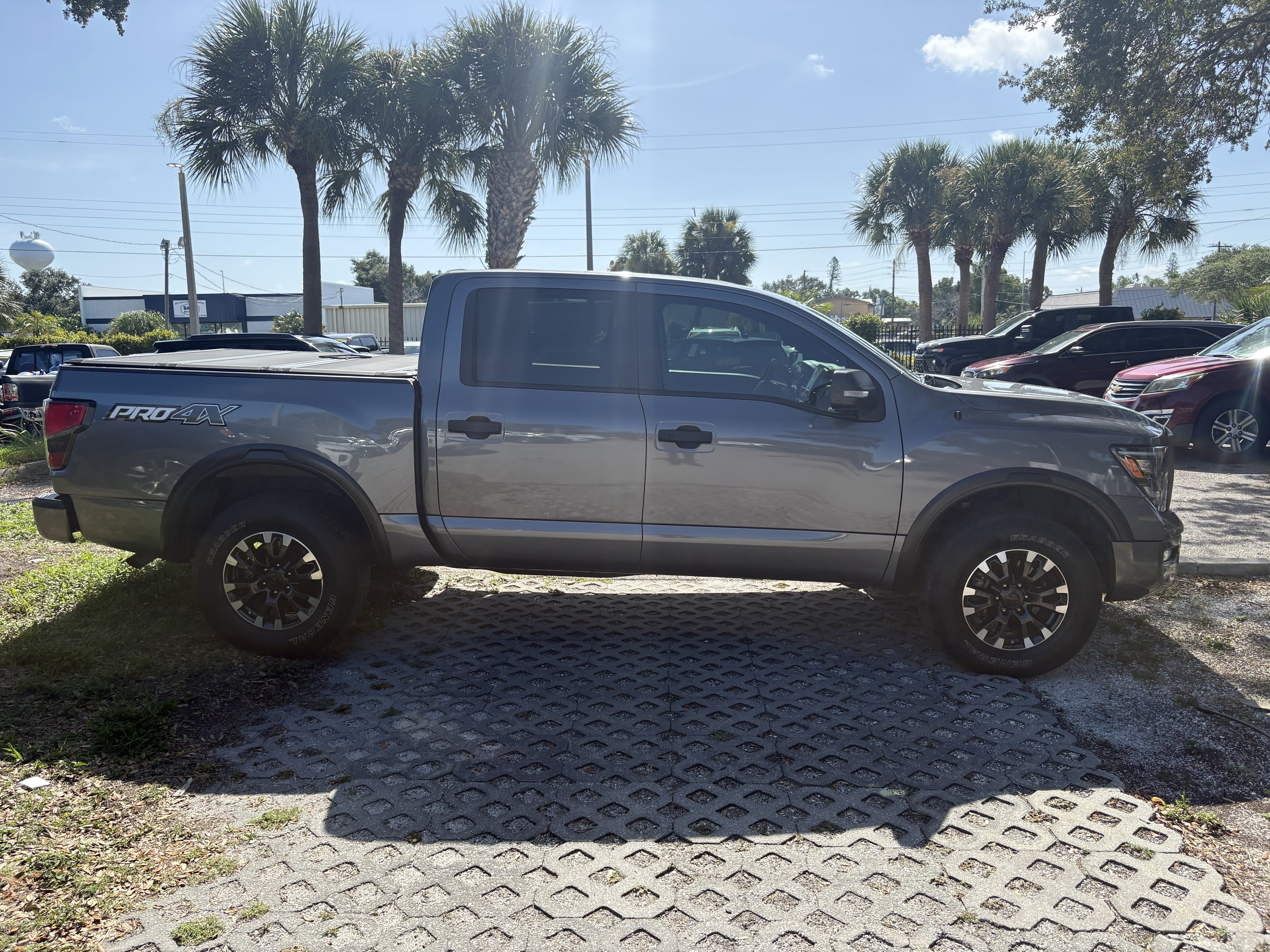 Used 2020 Nissan Titan PRO-4X w/ Pro-4x Utility Package AWD/4WD image 8
