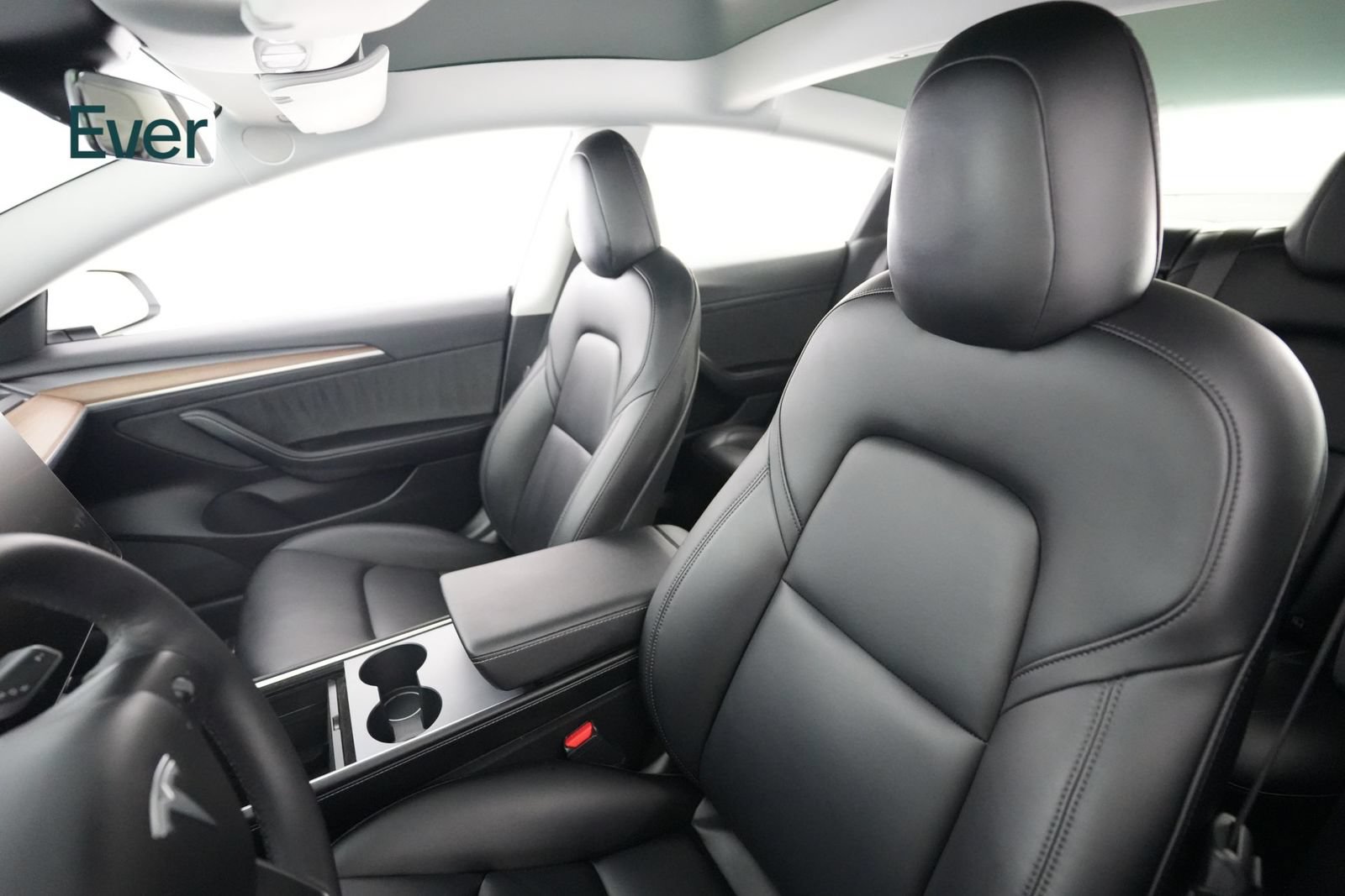Used 2021 Tesla Model 3 Standard Range Plus RWD image 4