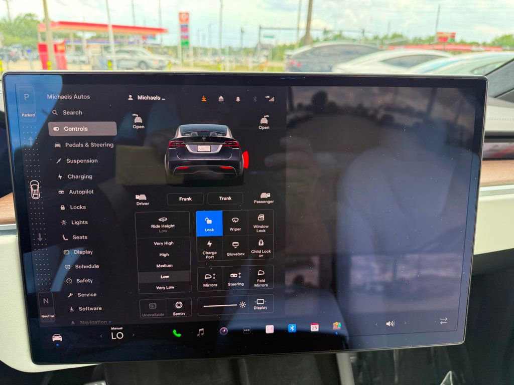 Used 2022 Tesla Model X AWD/4WD image 14