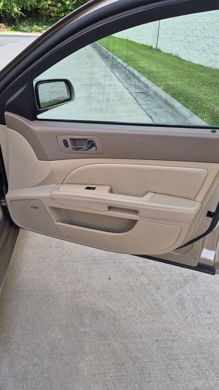 Used 2005 Cadillac STS w/ Preferred Equipment Group RWD image 48
