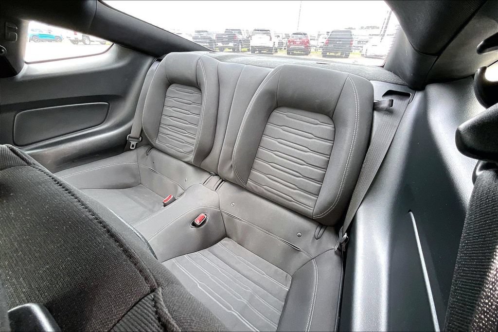 Used 2016 Ford Mustang GT RWD image 17