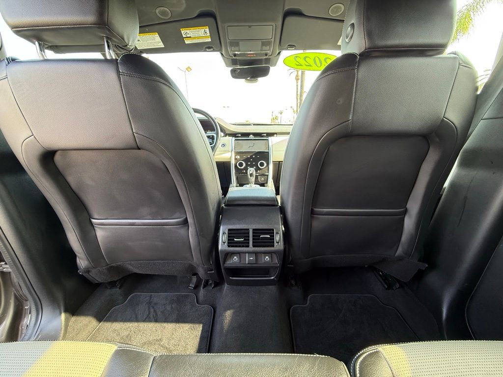 Used 2022 Land Rover Discovery Sport SE R-Dynamic image 14