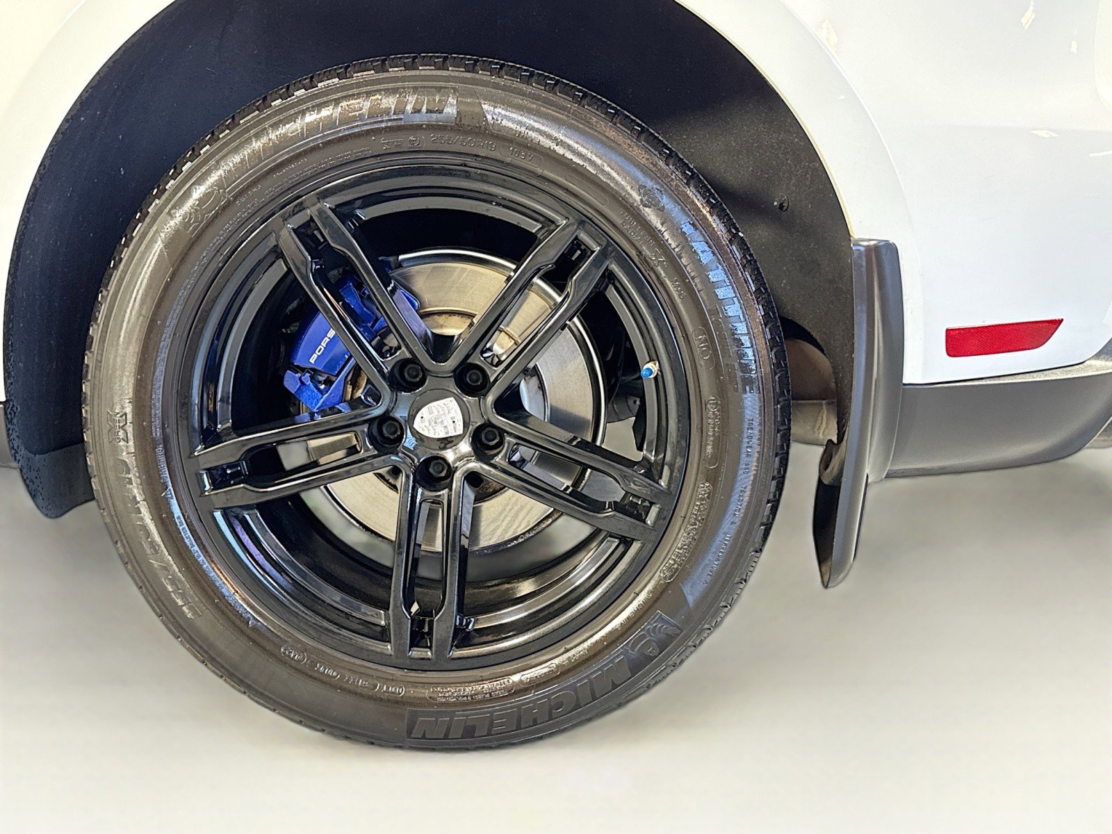 Certified 2022 Porsche Macan image 25