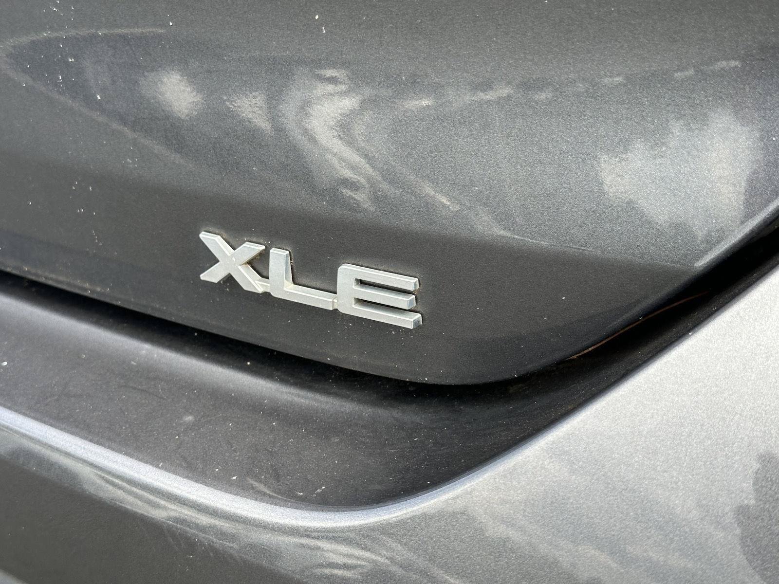 Used 2023 Toyota Highlander XLE FWD image 10
