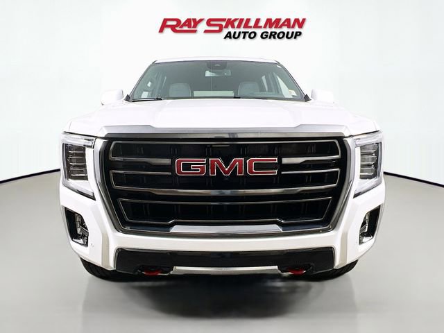 Used 2023 GMC Yukon XL AT4 w/ Technology Package AWD/4WD image 2