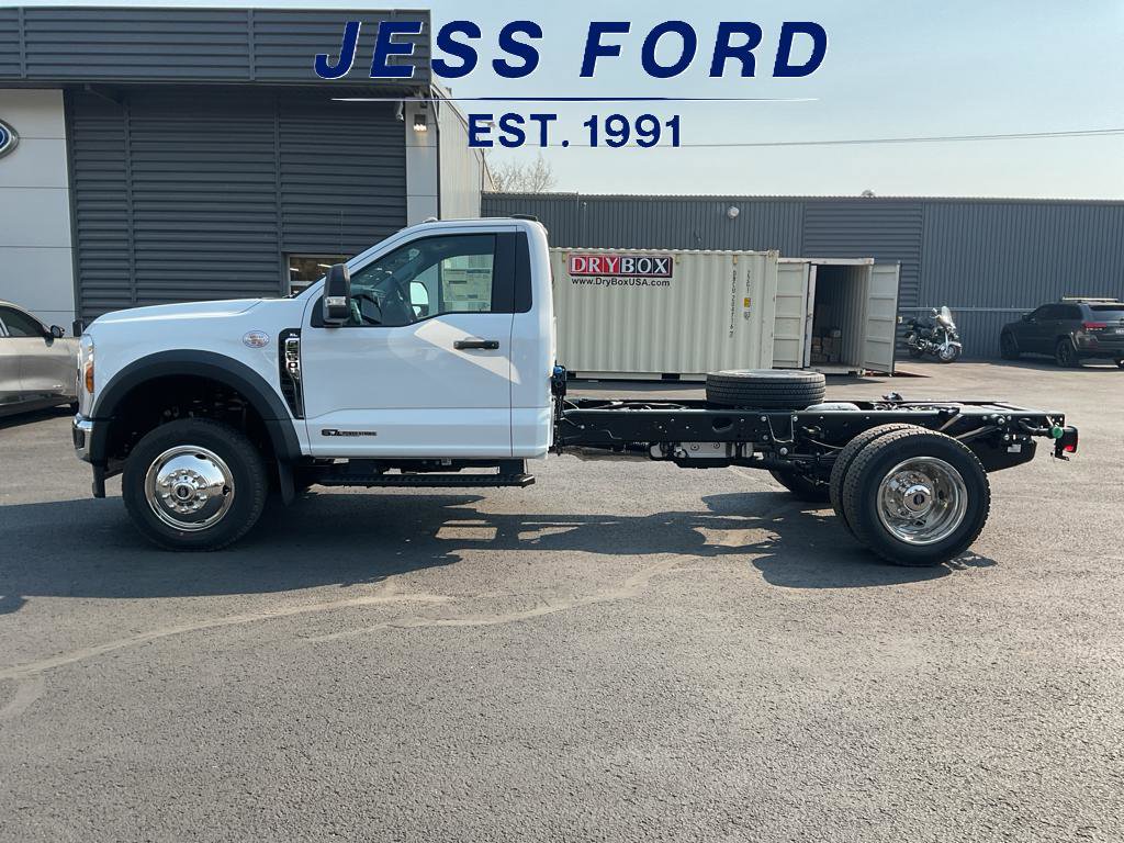 New 2026 Ford F550 4x4 Regular Cab Super Duty image 2