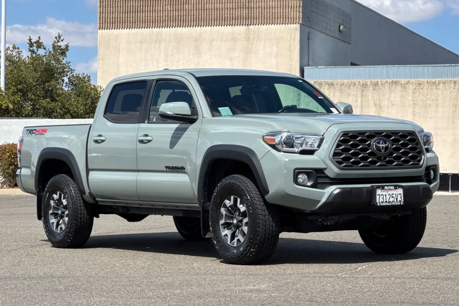Used 2023 Toyota Tacoma TRD Off-Road AWD/4WD image 5