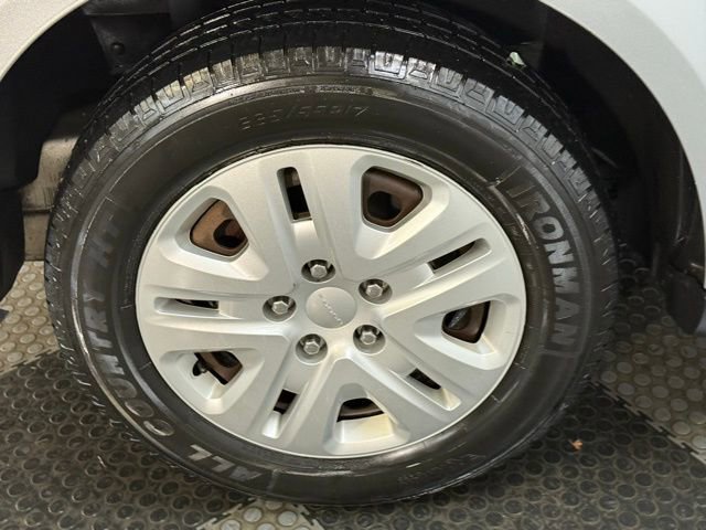 Used 2017 Dodge Journey SE image 13