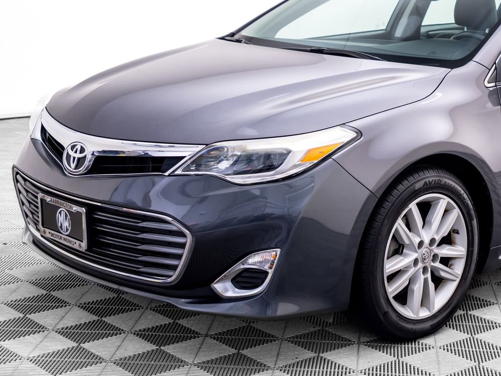 Used 2014 Toyota Avalon XLE Premium FWD image 32