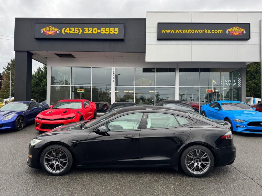 Used 2021 Tesla Model S Plaid image 2