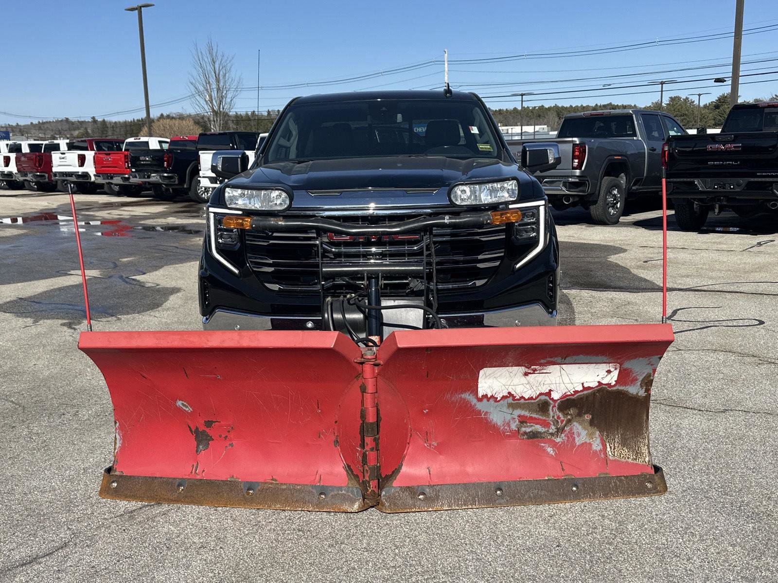 Used 2022 GMC Sierra 1500 SLT w/ SLT Premium Plus Package image 3