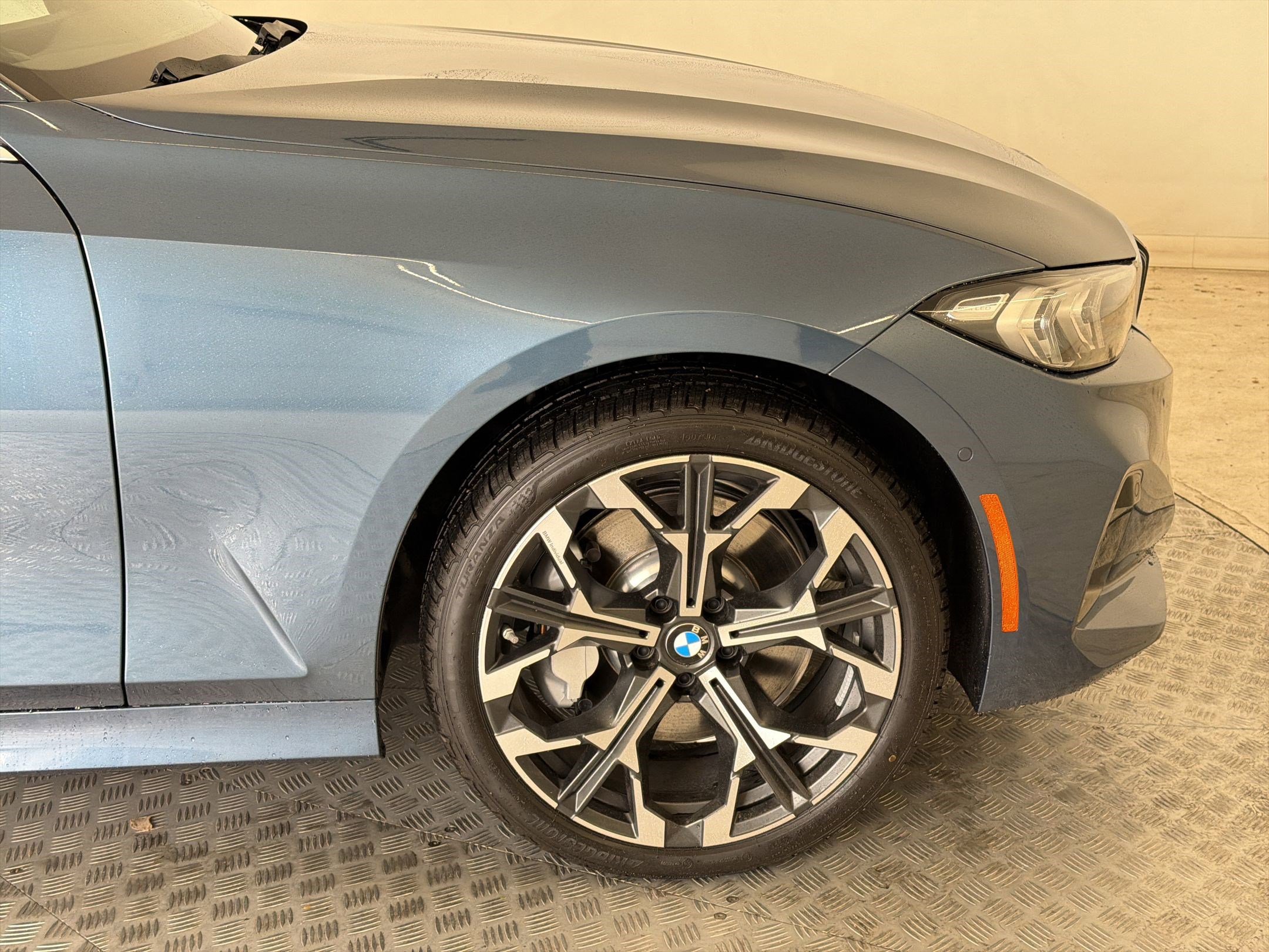 New 2026 BMW 330i xDrive Sedan w/ Premium Package AWD/4WD image 12
