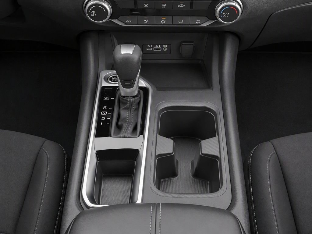 Certified 2025 Nissan Sentra SV FWD image 29