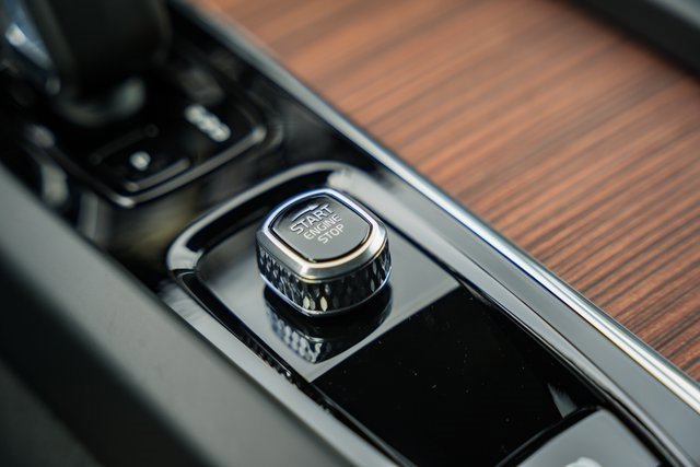 New 2026 Volvo V60 B5 Cross Country Plus w/ Protection Package Premier image 26