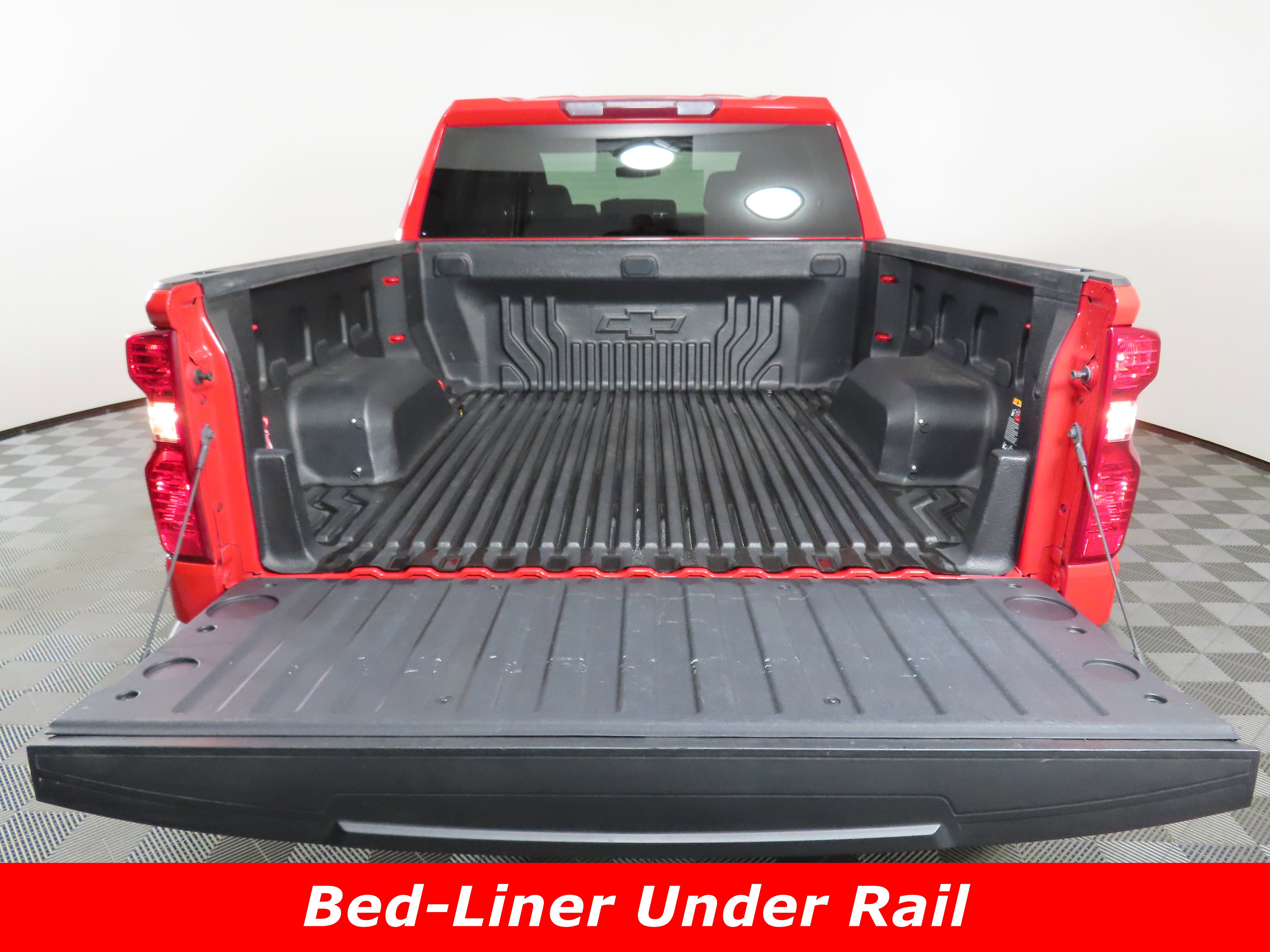 Used 2022 Chevrolet Silverado 1500 LT AWD/4WD image 12