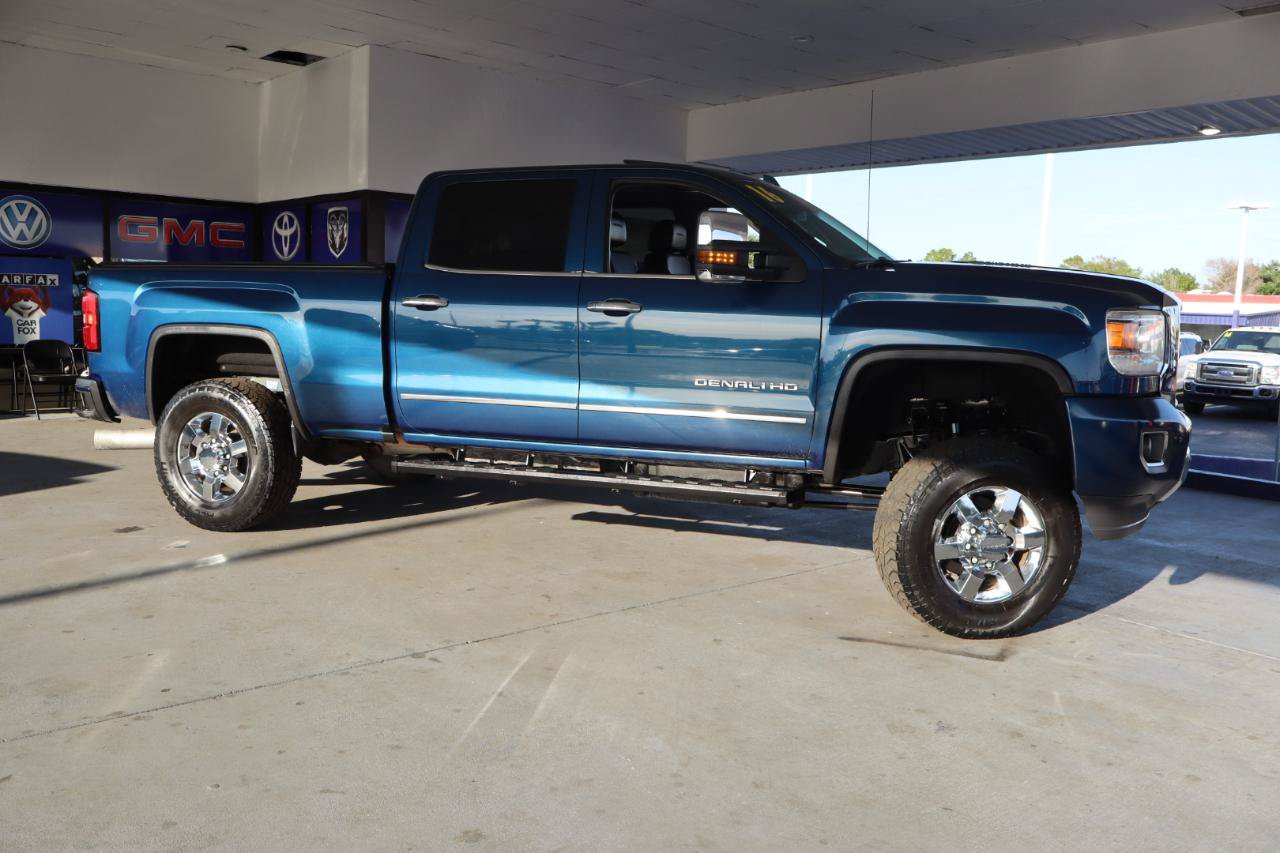 Used 2016 GMC Sierra 3500 Denali w/ Duramax Plus Package AWD/4WD image 6