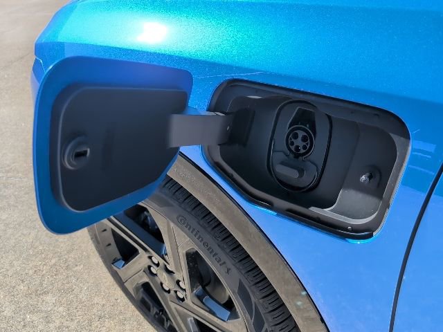 New 2026 Chevrolet Equinox EV RS FWD image 35