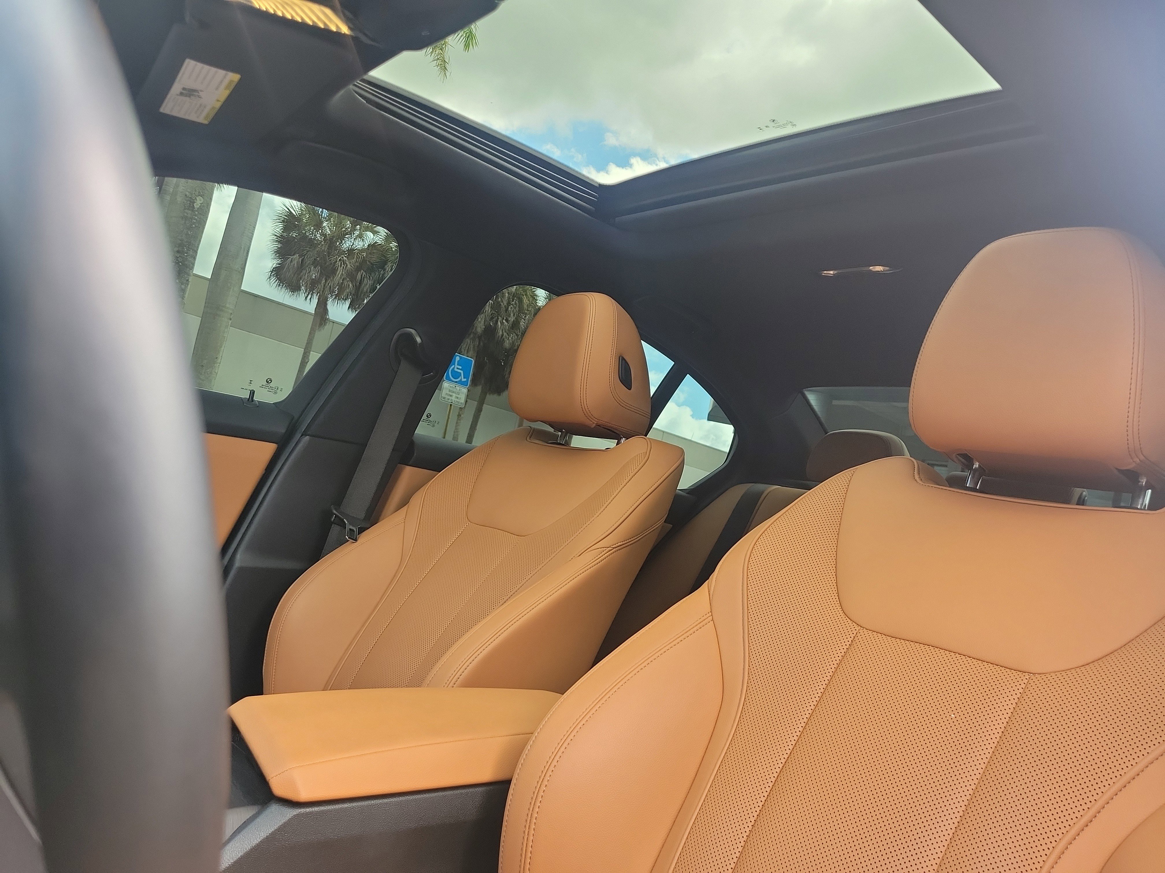 Certified 2024 BMW 330i Sedan w/ Convenience Package RWD image 20
