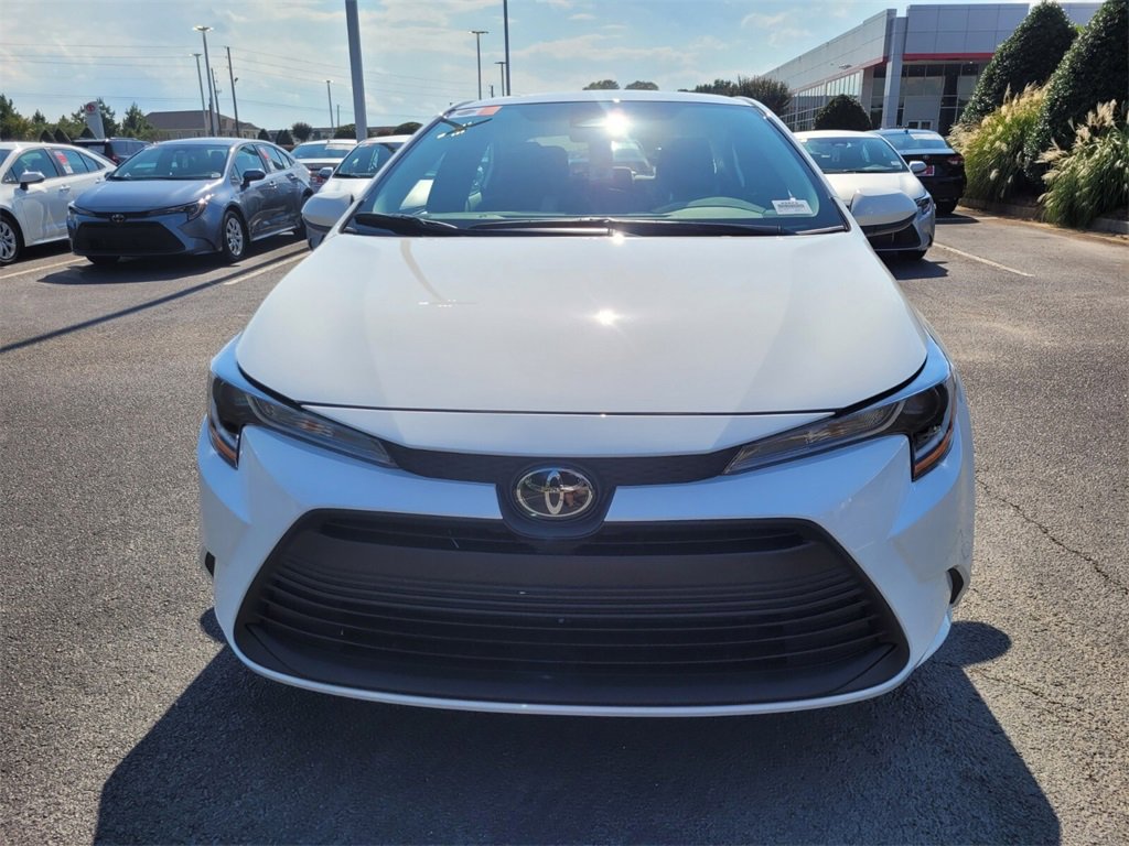 New 2025 Toyota Corolla LE image 2