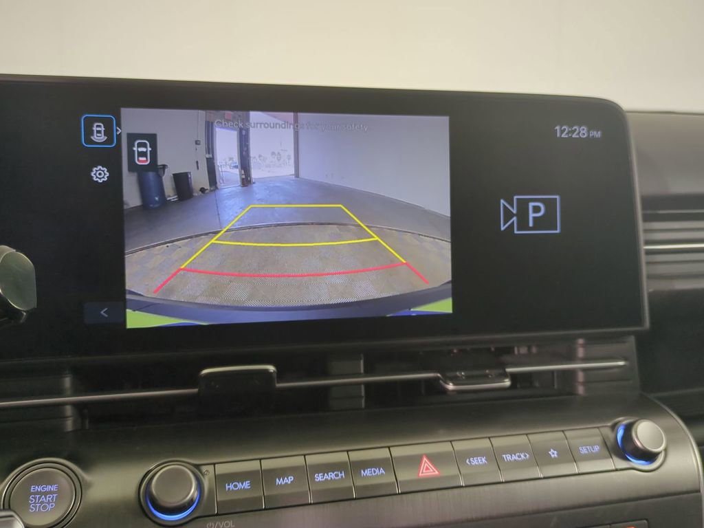 Certified 2025 Hyundai Kona SEL image 24