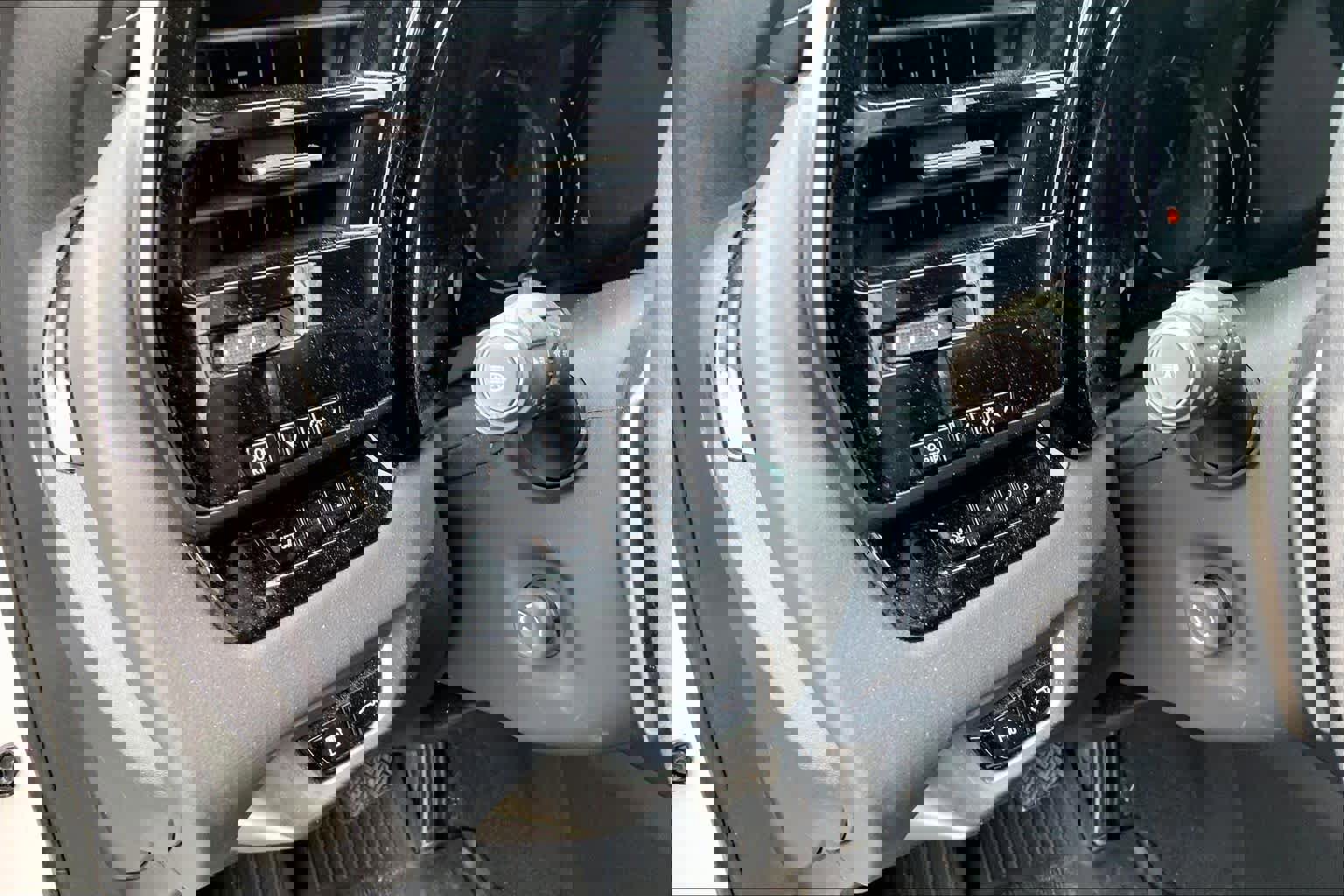 Used 2023 Lexus RX 350 Premium w/ Cold Area Package AWD/4WD image 36