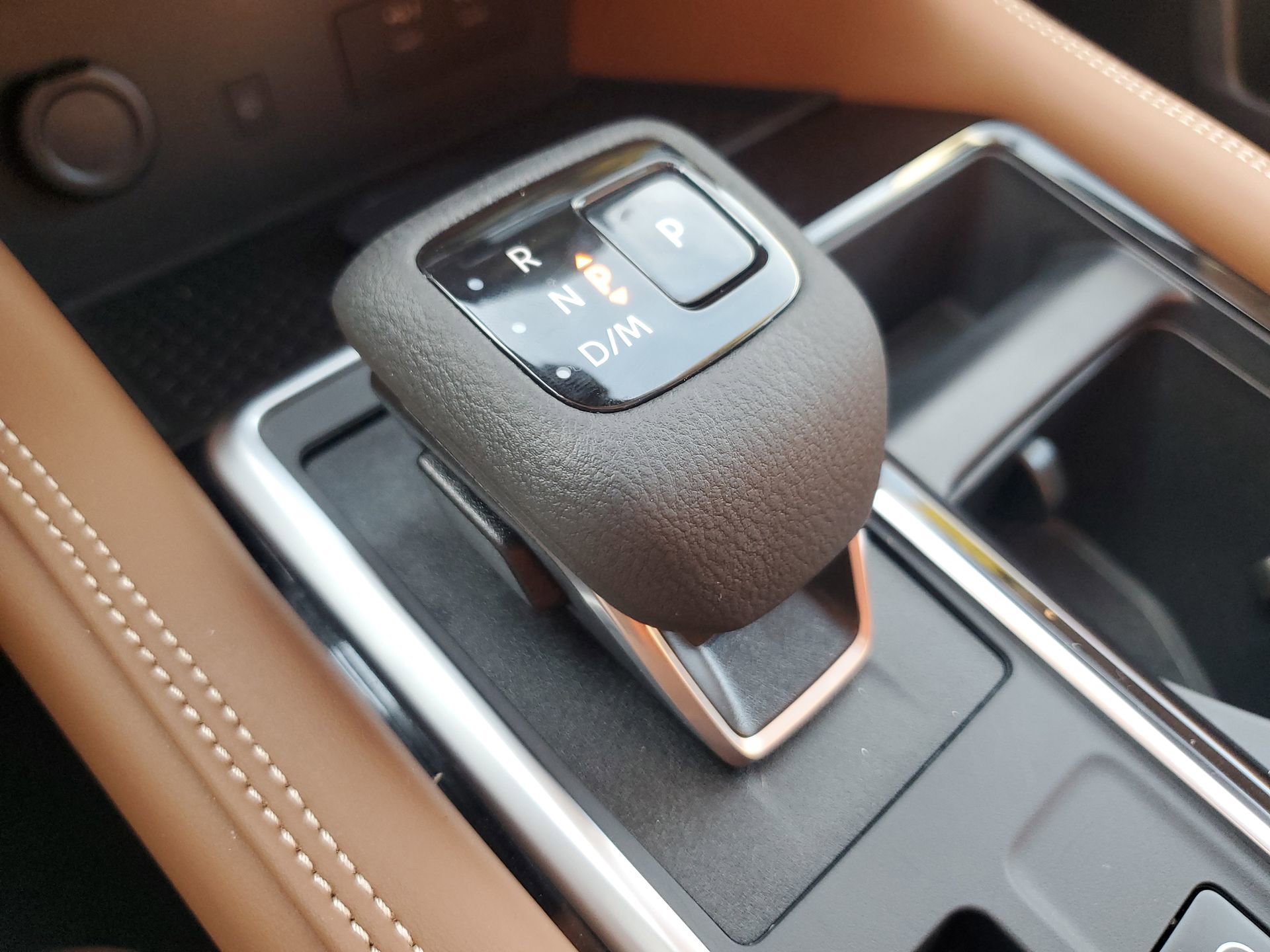 Used 2026 Nissan Pathfinder Platinum image 23