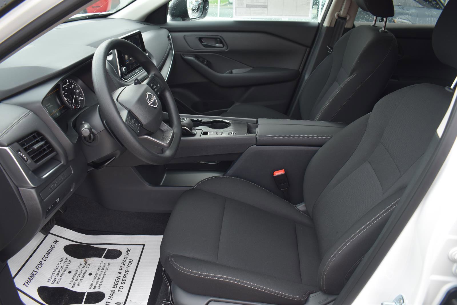Used 2026 Nissan Rogue S FWD image 22