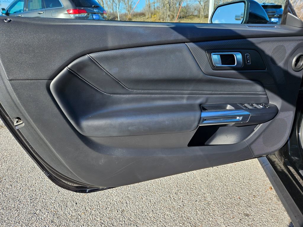 Used 2024 Ford Mustang Premium image 22