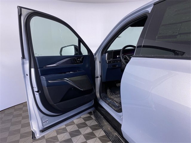 New 2025 Cadillac Escalade IQ Sport 2 image 17