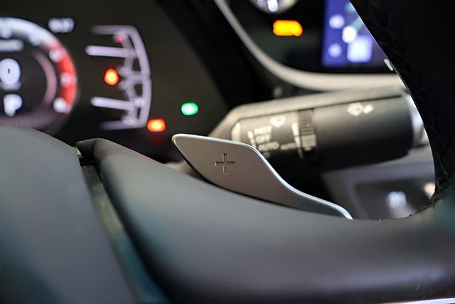 Used 2025 Lexus ES 300h w/ Premium Package image 9