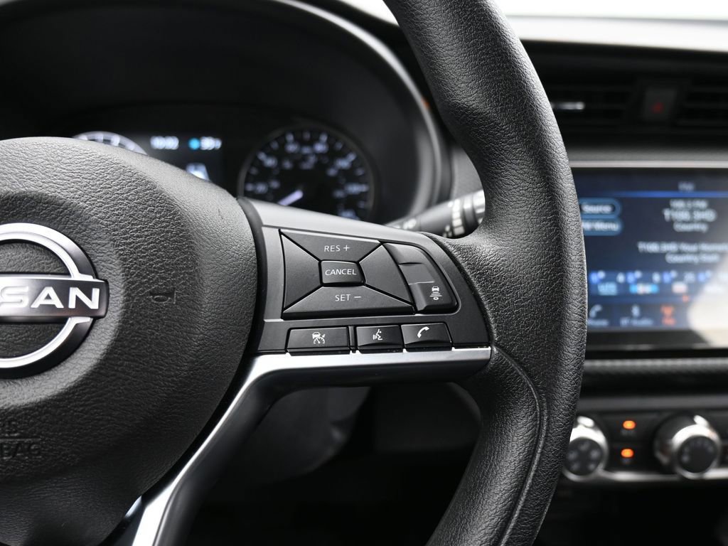 Used 2024 Nissan Kicks SV FWD image 46