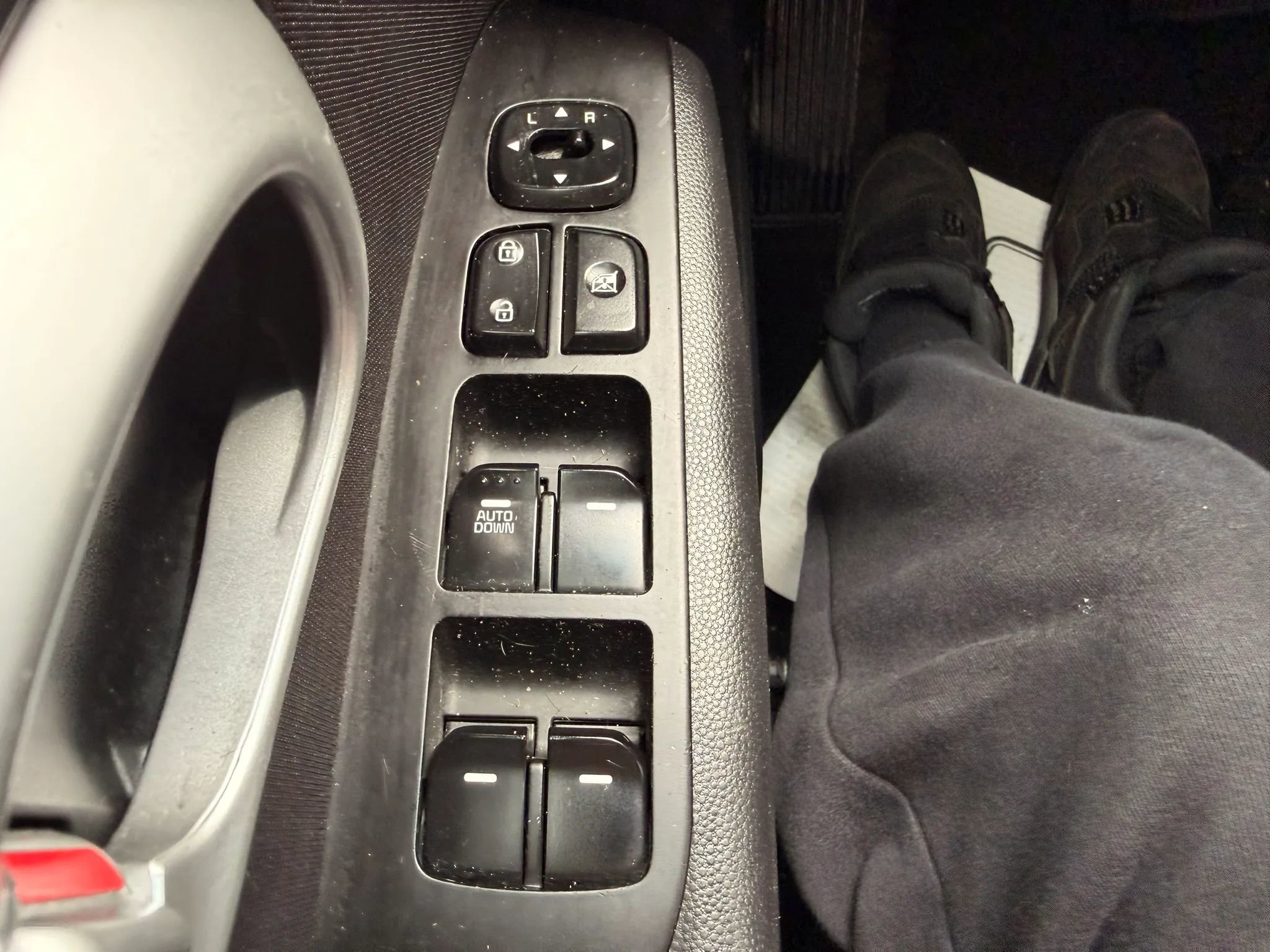 Used 2015 Kia Soul FWD image 14