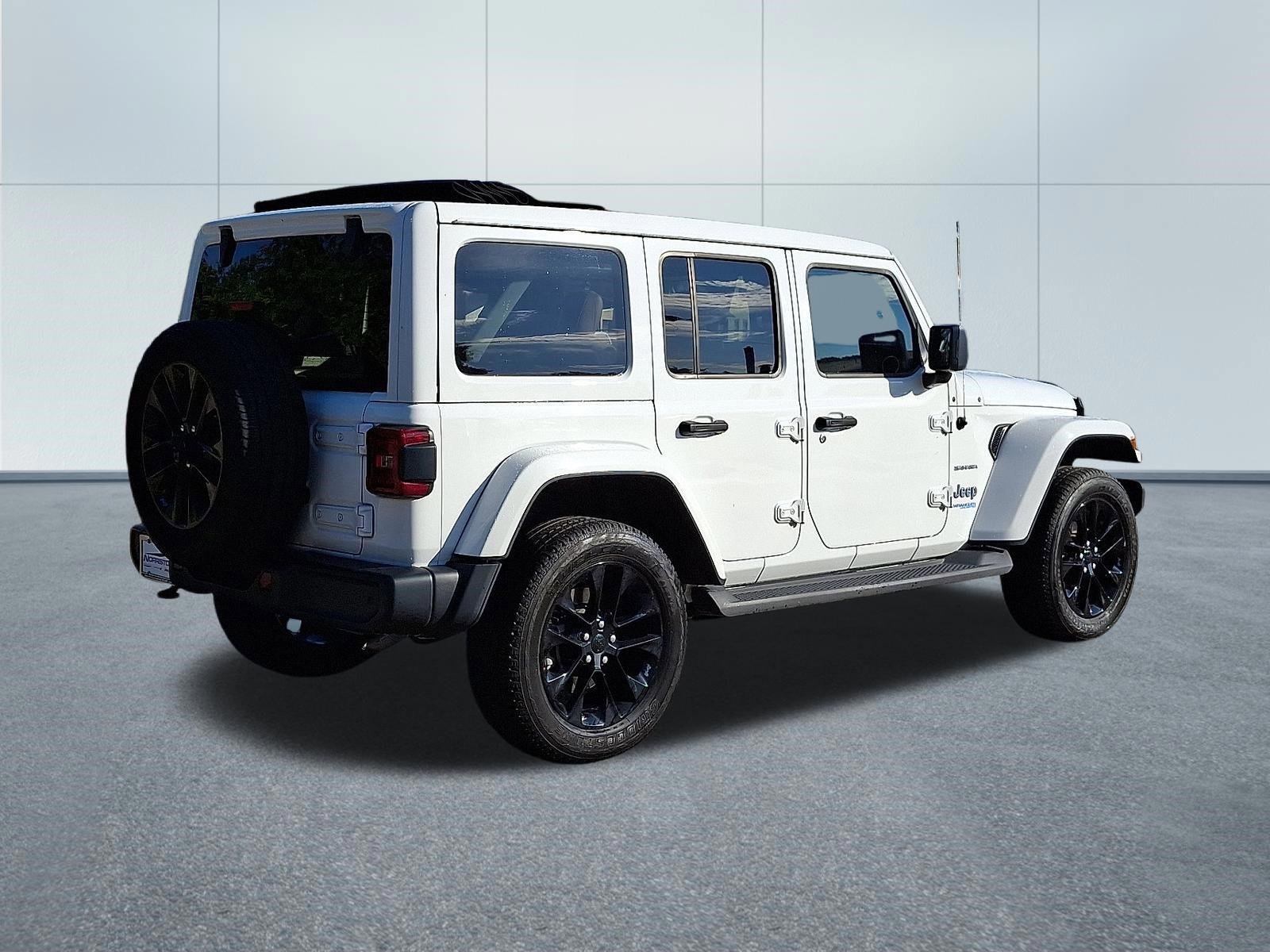 Certified 2021 Jeep Wrangler Unlimited Sahara w/ Cold Weather Group image 6