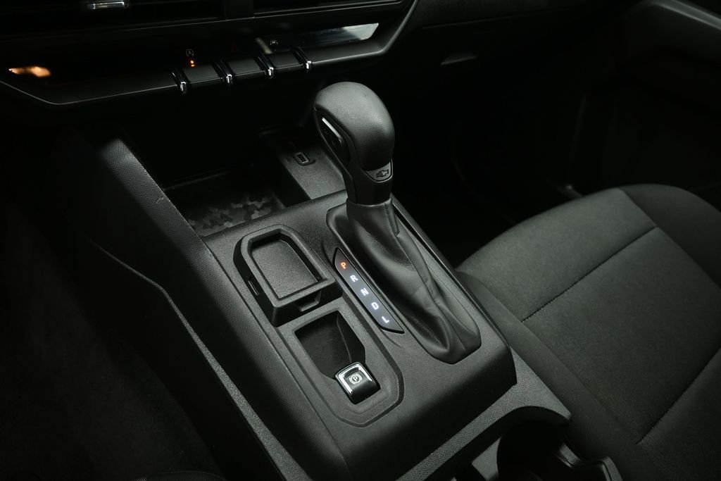 Used 2023 Chevrolet Colorado W/T RWD image 17
