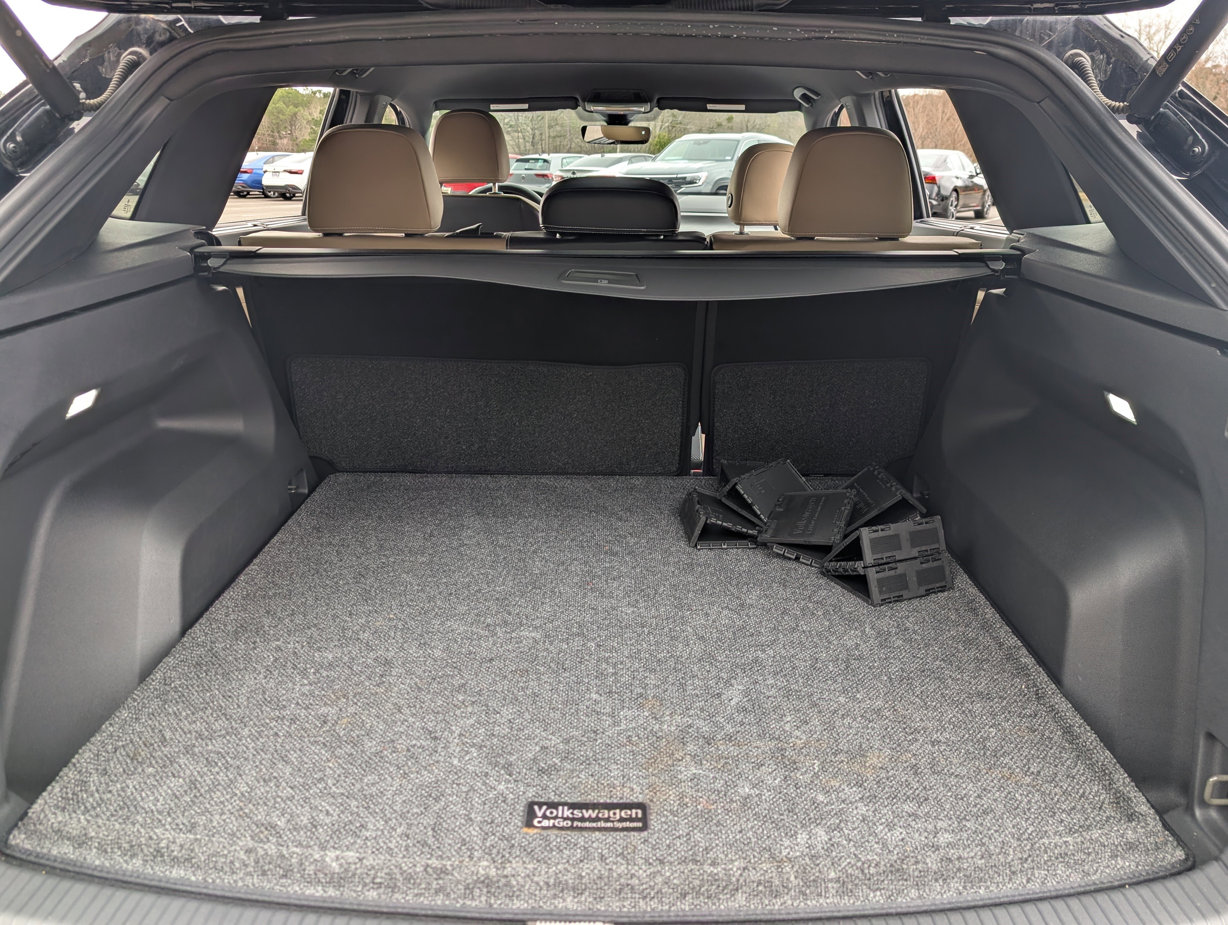 Used 2024 Volkswagen Atlas Cross Sport SE image 18