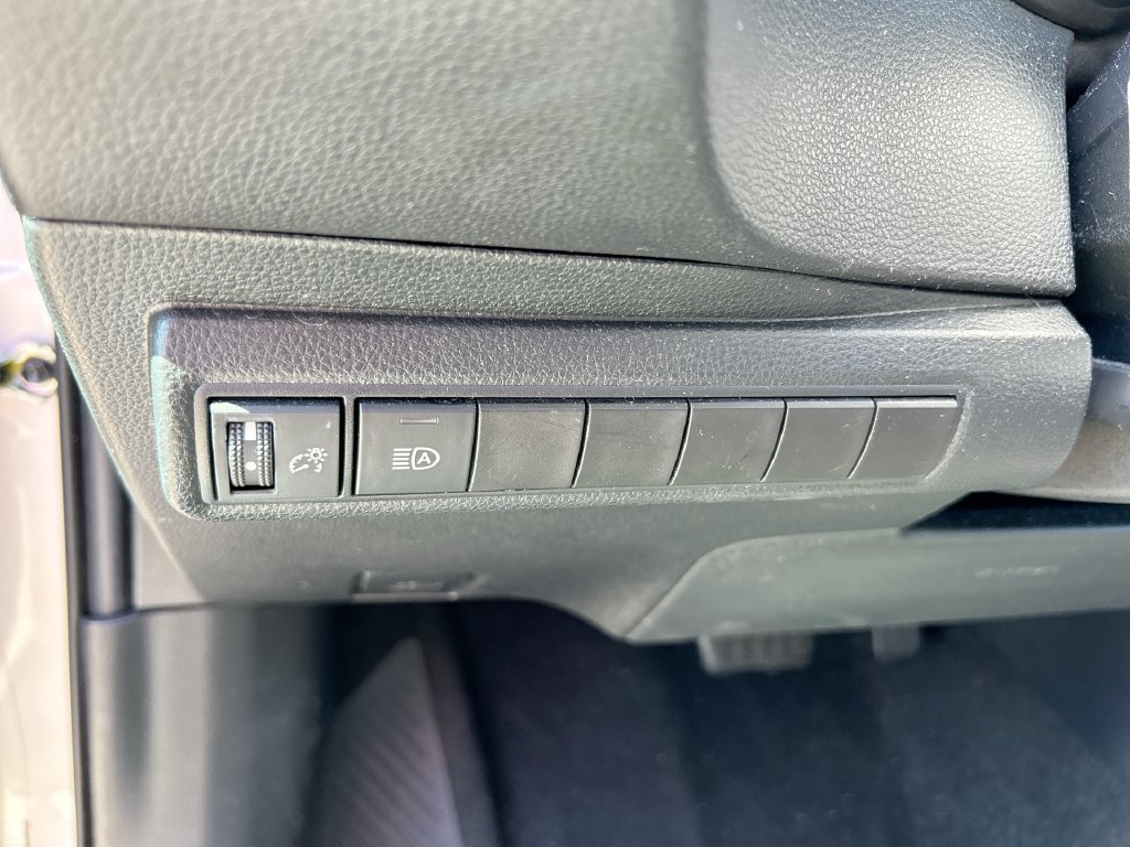Certified 2023 Toyota Corolla LE FWD image 13