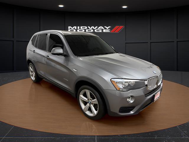 Used 2017 BMW X3 xDrive28i image 1